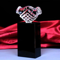 Trophée en cristal de conception gratuite de haute qualité à bas prix Trophées de récompenses en verre personnalisé