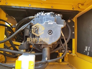 Excavatrice sur chenilles Komatsu PC450 d'occasion, équipement de construction lourd hydraulique. - Product Image 5