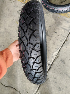 Pneus de <span class=keywords><strong>moto</strong></span> CEA GRIPP X5 neufs fabriqués en Inde, motif durable, grande vente, 100/90-17 300-17, <span class=keywords><strong>pneu</strong></span> tubeless - Product Image 5