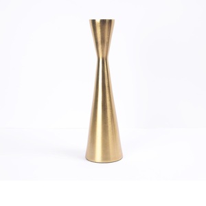 Porte-bougie en métal le plus vendu pour la décoration de table, la maison, le salon, la salle à manger, les événements de mariage, disponible au meilleur prix - Product Image 5