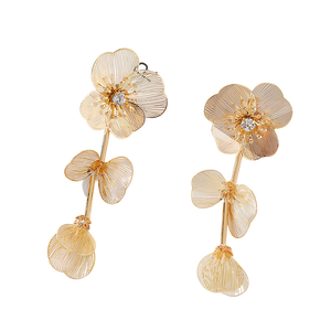 Pendientes de flores de parche multicapa de moda europea y americana - Product Image 4