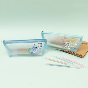 Sac cosmétique de dessin animé personnalisé imprimé mat givré fermeture éclair étui à stylo cadeau pochette de rangement - Product Image 6