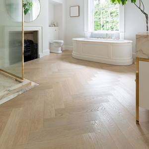 Parquet contrecollé FSC en chêne multicouche, qualité ABCD, étanche, système clic, 15 mm, finition naturelle, motif chevrons, pour escalier - Product Image 1