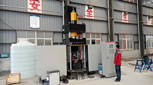 Presse plieuse automatique CNC pour tôles en acier au carbone, profilés d'<span class=keywords><strong>angle</strong></span> et barres de protection, avec composants PLC - Product Image 2