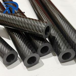 Tubo in Fibra di Carbonio Resistente alle Alte Temperature e Anti-Invecchiamento per Componenti del Vano Motore Automobilistico - Product Image 5