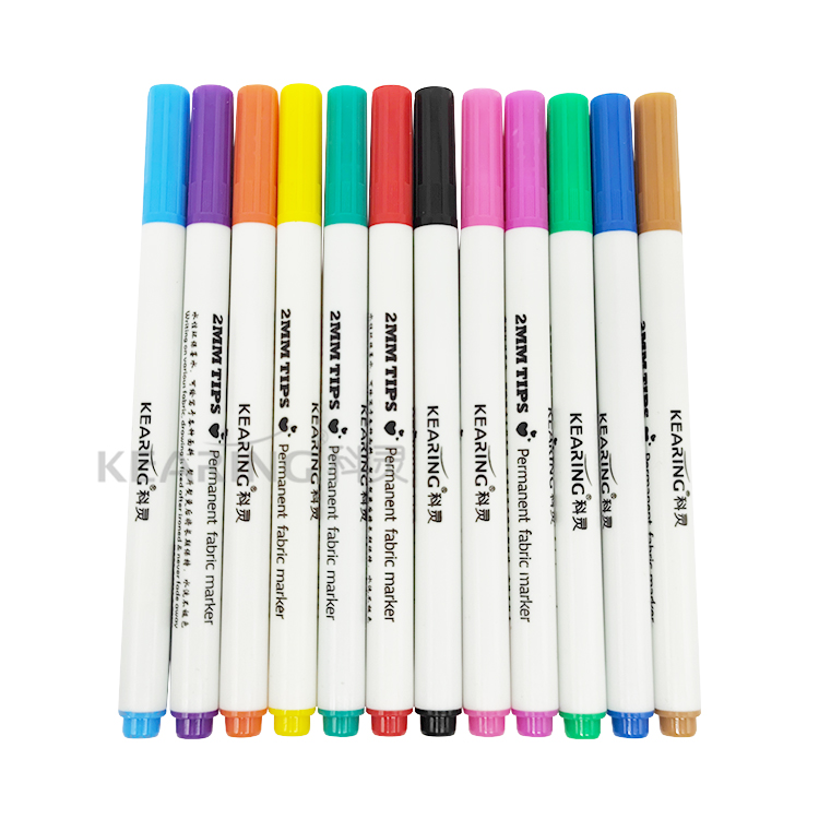 Marabu KiDS Set De 6 Rotuladores Para Pintar Camisetas – 80 Ml Cada Uno – Colores Brillantes Y Lavables A 60°C – Para Tejidos Claros – A Partir De 3 Años