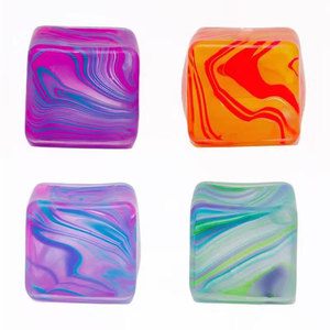 Jouet anti-stress souple en forme de glaçon marbré, style Needoh, modèle à presser en maltose, phénomène viral transfrontalier HT25-19 Unisexe - Product Image 6