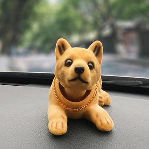 Figura Decorativa de Shiba Inu con Cabeza Móvil, de Resina Flocada, Adorable Juguete para el Tablero del Auto, Decoración para el Hogar u Oficina, Regalo Personalizable - Product Image 5