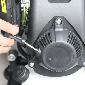 Soplador de Mochila Profesional a Gasolina con Velocidad de Aire de 210 mph para Eliminación de Nieve y Polvo y Uso en Extinción de Incendios - Product Image 3