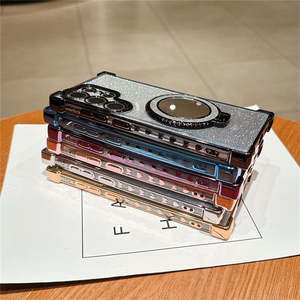 Funda de chapado con soporte magnético de espejo brillante de lujo para <span class=keywords><strong>Samsung</strong></span> S24 Ultra S23 Plus S22 Ultra A15 A25 A55 A54 - Product Image 4