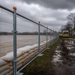 QUAN <span class=keywords><strong>GU</strong></span> QG-LSWL Pannello di Recinzione Temporanea in Ferro Zincato - Resistente alla Ruggine e all'Acqua per Cantieri e Uso Esterno - Product Image 1