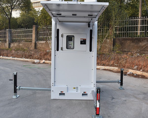 Tour de vidéosurveillance <span class=keywords><strong>solaire</strong></span> Cube avec mât de 6 m, 4 panneaux de 440 W et 4 anneaux d'antenne cellulaire pour la surveillance de la sécurité publique - Product Image 5