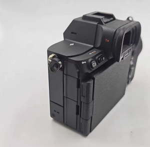Buen Precio, Cámara sin Espejo de Fotograma Completo A7R V, 61MP, Unidad de Procesamiento de IA, Video 8K, IBIS de 8 Paradas - Product Image 4