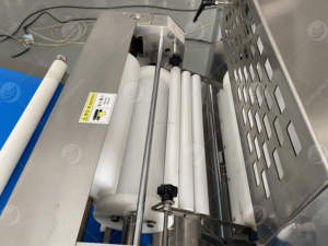 Industriële <span class=keywords><strong>Pizza</strong></span> Maken Machine Bevroren <span class=keywords><strong>Pizza</strong></span> Lijn Volautomatische <span class=keywords><strong>Pizza</strong></span> Productielijn - Product Image 3