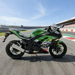 Moto sportive <span class=keywords><strong>Kawasaki</strong></span> Ninja 250cc 400cc, moteur bicylindre en parallèle, maniabilité agile, motos à essence - Product Image 1