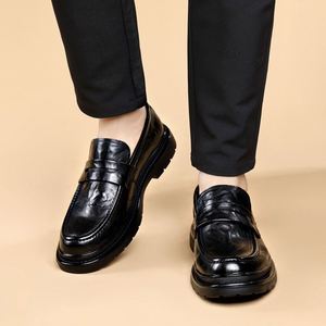 Zapatos de Cuero Casuales de Negocios de Estilo Británico, Modernos y de Alta Gama - Product Image 2