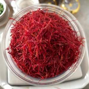 केसर कार्बनिक और प्राकृतिक उच्च गुणवत्ता वाले स्पेनिश केसर लाल सूखी जगह एकल जड़ी बूटी - Product Image 4