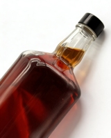 Bouteille en verre transparente pour boissons, rhum, liqueur, whisky, avec bouchon en caoutchouc, vente chaude, classique, 500 ml, 700 ml, 750 ml, 1000 ml