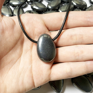 Miss Stone plus récent en gros goutte d'eau brillant 30mm <span class=keywords><strong>pierre</strong></span> d'hématite naturelle pendentif <span class=keywords><strong>pierre</strong></span> de roche pour la fabrication de colliers - Product Image 6