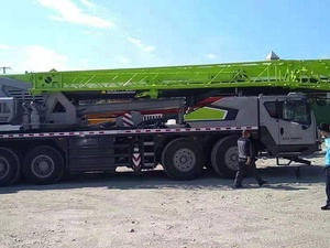 Grue sur camion Zoomlion 80 tonnes ZTC800H5 à haut rendement opérationnel avec climatiseur importé - Product Image 3