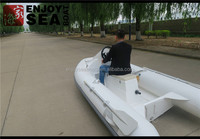 Bateau à moteur hors-bord à grande vitesse, prix d'usine, fabriqué en Chine, vente de moteur de bateau à réaction, petit bateau en fibre de verre
