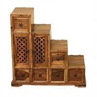 Armoire de rangement en bois de chêne massif pour escalier |   Commode artisanale à 6 tiroirs avec portes sculptées en treillis |   Chambre à coucher moderne autoportante
