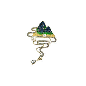 Fabricants vente directe paysage monde perle <span class=keywords><strong>broche</strong></span> vintage vert eau château cheongsam accessoire broches - Product Image 1