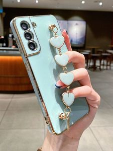 Funda A73 de Lujo con Correa de Cadena de Corazones, Soporte para Teléfono, Cubierta Electrochapada para Samsung Galaxy A51 <span class=keywords><strong>A52</strong></span> A50 A30 A70 A31 A71 A33 A53 A7 <span class=keywords><strong>M33</strong></span> - Product Image 4