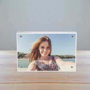 Marco de Fotos Magnético de Acrílico Transparente sin Marco, de Tamaño Personalizado, para Exhibición de Escritorio - Product Image 4