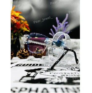 แว่นกันแดดเพชรโมอิสซาไนต์คุณภาพพรีเมียม เลนส์โพลาไรซ์ป้องกันรังสียูวี 400 แฟชั่นสำหรับผู้ชายและผู้หญิง เหมาะสำหรับกิจกรรมกลางแจ้ง มีจำหน่ายแล้ว - Product Image 5