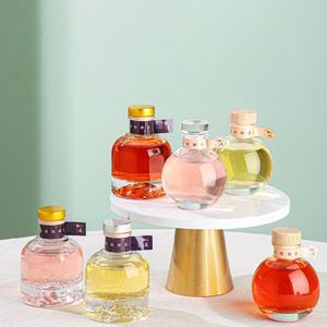 100 ML Mini bouteilles en verre vides transparentes personnalisées de qualité alimentaire pour jus de boisson <span class=keywords><strong>alcool</strong></span> liqueur - Product Image 1