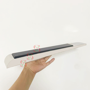 Piezas de Silla de Barbería al por Mayor, Reposabrazos de Acero Inoxidable Plateado/Dorado para Silla de Salón - Product Image 1