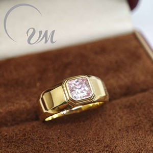 Anillo Moderno de Aleación de Cobalto-Cromo Chapado en Oro de 18K de UM Jewelry, Venta al por Mayor para Uso Diario Unisex/Hombres/Mujeres, Regalo de Aniversario Informal - Product Image 1