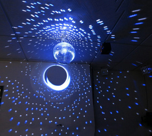Disco <strong>Mirror</strong> <strong>Ball</strong> 10cm-50cm RGBW LED Light Source Indoor Outdoor Ballroom Glass Reflecting <strong>Ball</strong> for Decorations - Product Image 5
