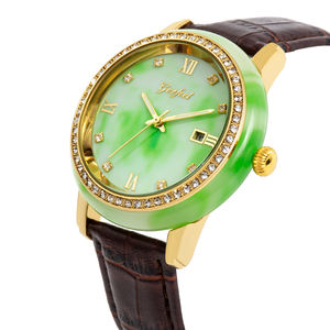 Montre de luxe pour homme en jade vert, lunette en cristal, bracelet en cuir, chiffres romains, quartz, étanche, personnalisable - Product Image 4