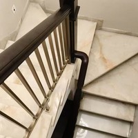 Rampe de balustrade moderne en alliage d'aluminium pour intérieur, finition thermolaquée (résistante à l'eau, installation facile, villas)