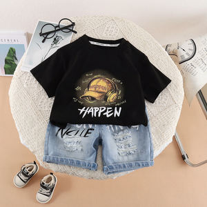 Ensemble de <span class=keywords><strong>tenue</strong></span> d'été <span class=keywords><strong>style</strong></span> coréen 2026 pour bébés garçons, ensemble 2 pièces mode à manches courtes avec chapeau et imprimé casque, costume pour enfants - Product Image 5