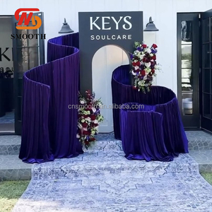 Supporto ad Arco Liscio a Forma di S Viola Scuro per Fondali di Eventi, Decorazioni per Matrimoni e Palcoscenici - Product Image 1