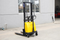 Nouveau chargeur de chariot élévateur batterie au Lithium 24 48 volts AC gerbeur de palettes électrique avec accessoire
