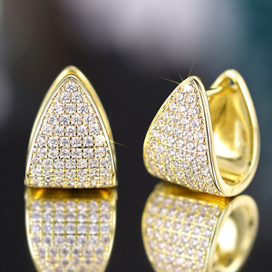 Pendientes triangulares para mujer, diseño geométrico, accesorios para las orejas de uso diario - Product Image 6