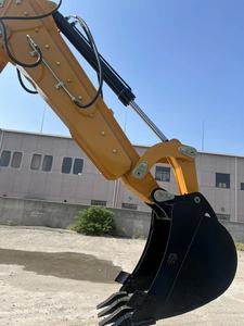 Cargadora CAT 420F Usada con Múltiples Funciones a Precio de Descuento, Cargadora Caterpillar 420F de Segunda Mano con Neumáticos Nuevos - Product Image 5