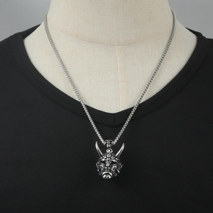 Colgante de máscara de monstruo de acero inoxidable con cuernos dorados, collar para hombre, cadena de diseño geométrico, 3,0x60 cm - Product Image 3