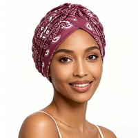 Topi Turban Lipit Motif Paisley dengan Ikat Depan, Bahan Lembut dan Elastis, Penutup Kepala Warna Solid, Bandana untuk Wanita, Penutup Rambut untuk Kemoterapi