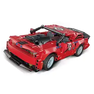 Mould King 15017 Challenger Super Sports Racing Car Model birthday gift that includes clamping blocks for building the car model