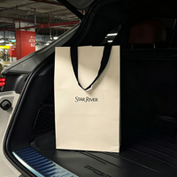 Sac shopping en papier blanc mat de luxe personnalisé, avec poignée en ruban satiné, grand sac cadeau en papier vertical pour boutique de cosmétiques