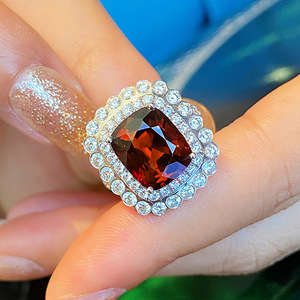 Anello Geometrico da Principessa per Donne, Elegante Gioiello da Dito alla Moda - Product Image 2