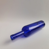 Maßgefertigte Himmelblau Gefärbte 200ml 375ml 500ml 750ml Runde Glasflaschen Leere Klare Mattierte Glaswodkaflasche für Spirituosen