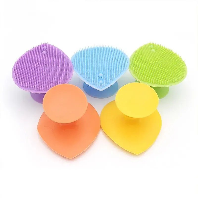 Vente en gros nouvelle brosse nettoyante pour le visage personnalisée brosse d'exfoliation en silicone avec gouttes de larmes pour le visage et les cheveux