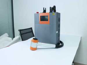 Máquina de Limpieza Láser Portátil Nueva, Tipo Mochila Pequeña, para Eliminar Óxido de Metal, PVC y Madera, 100W-200W - Product Image 5