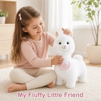 Peluche d'alpaga blanc adorable en position debout avec bavoir à carreaux, animal en peluche moelleux pour la décoration de la chambre de bébé et cadeau confortable
